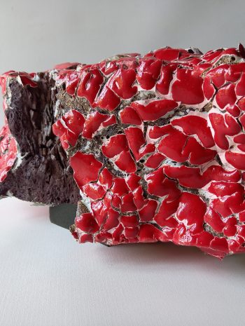 Eukeni Callejo, Inner fire, 2026, Expanded clay, H 21 x W 40 cm