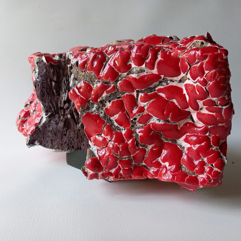 Eukeni Callejo, Inner fire, 2026, Expanded clay, H 21 x W 40 cm