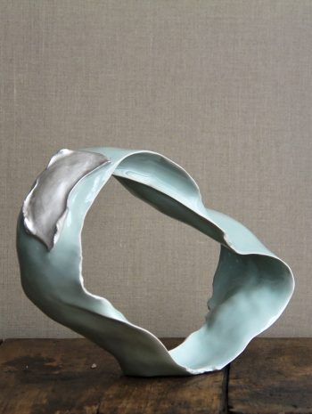 Yuichi Onishi, Inner landscape 4, 2025, Celadon-glazed and silvery porcelain sculpture,  H 27 x W 44,5 x D 12,5 cm