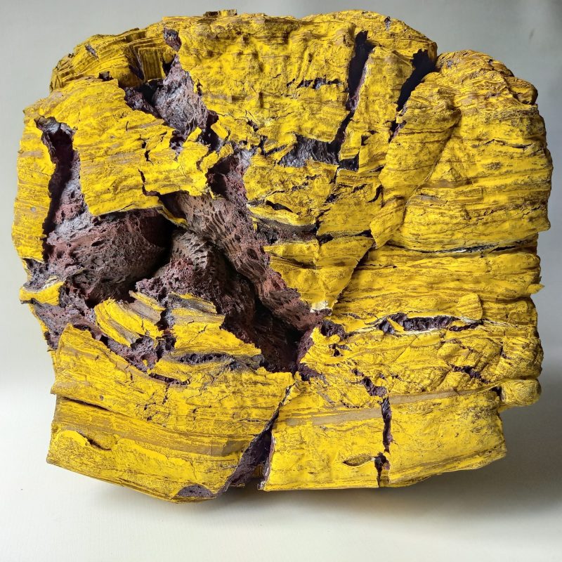 Eukeni Callejo, Grand jaune II, 2026, Expanded clay, H 45x W 48 cm